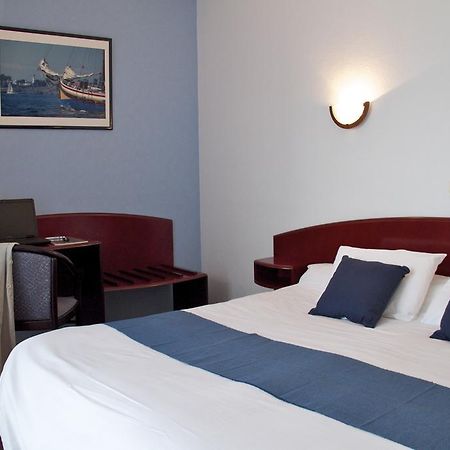Hotel Le Ty-Lann Saint-Ave Luaran gambar