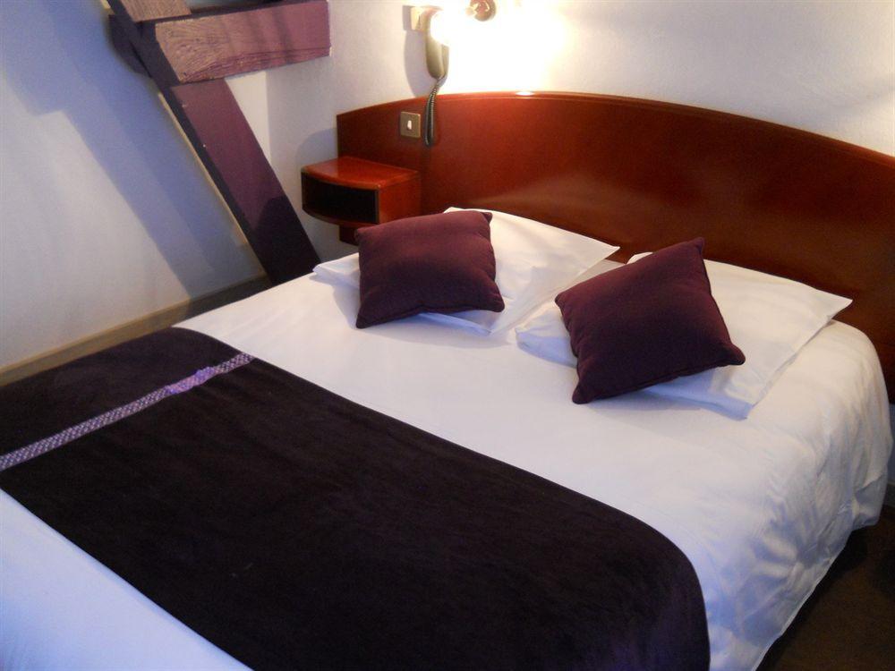 Hotel Le Ty-Lann Saint-Ave Luaran gambar