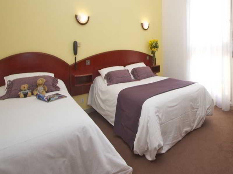 Hotel Le Ty-Lann Saint-Ave Luaran gambar