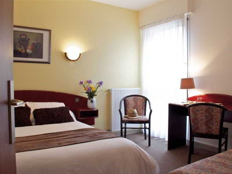 Hotel Le Ty-Lann Saint-Ave Luaran gambar
